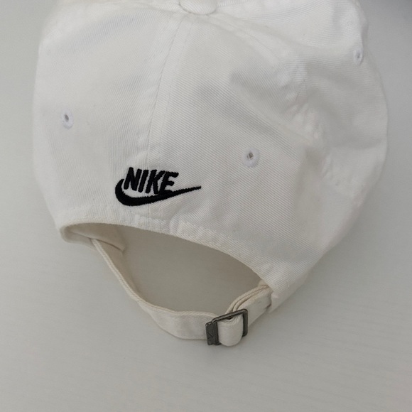 Nike unisex White Cap with Black Just Do It Embroidery OS - Picture 4 of 5